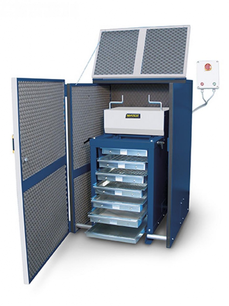 a061-in-gabbia-72dpi.jpg
